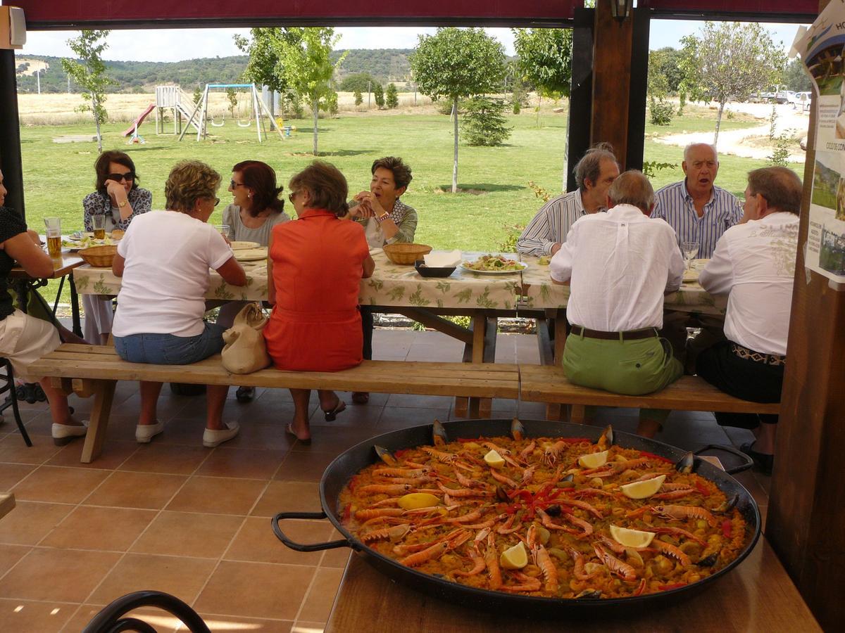Hotel Albergue Bioclimatico Sabinares Del Arlanza Пуэнтедура Экстерьер фото