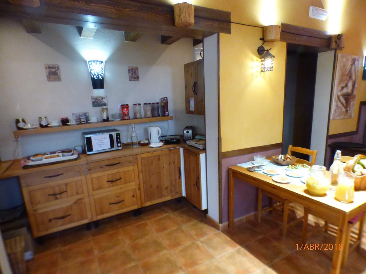 Hotel Albergue Bioclimatico Sabinares Del Arlanza Пуэнтедура Экстерьер фото