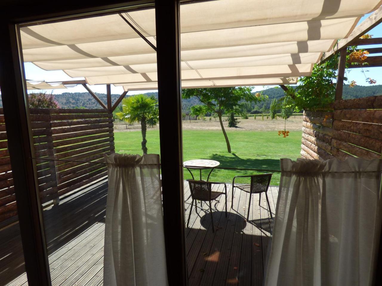 Hotel Albergue Bioclimatico Sabinares Del Arlanza Пуэнтедура Экстерьер фото